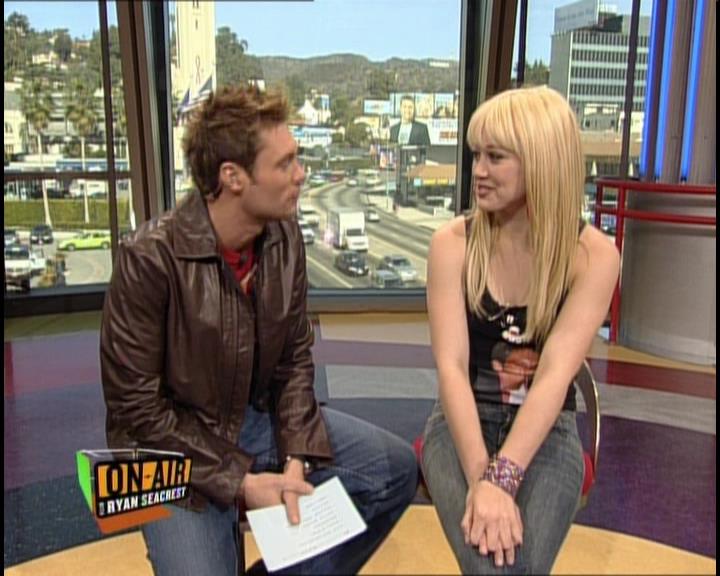 DailyDuff-dot-nl_GirlCanRockDVD-InterviewsAndFeaturettes-HilaryOnAirWithRyanSeacrest0054.jpg