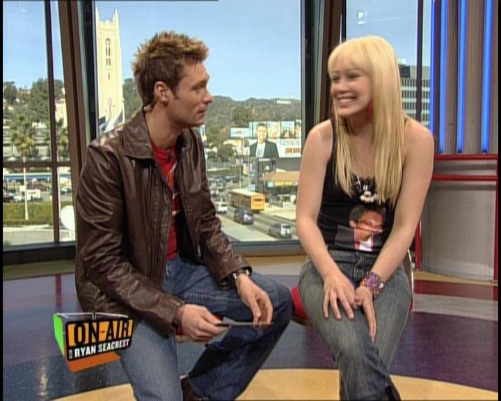 DailyDuff-dot-nl_GirlCanRockDVD-InterviewsAndFeaturettes-HilaryOnAirWithRyanSeacrest0205.jpg