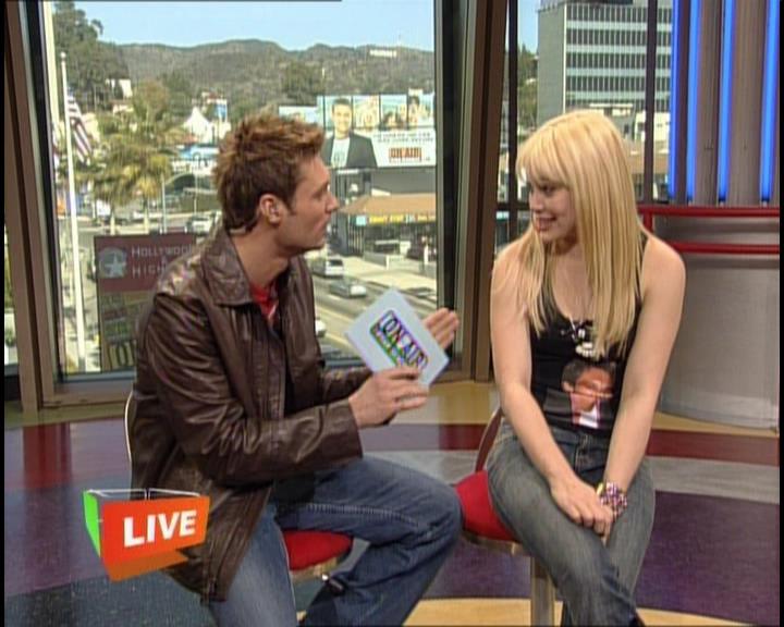 DailyDuff-dot-nl_GirlCanRockDVD-InterviewsAndFeaturettes-HilaryOnAirWithRyanSeacrest0343.jpg