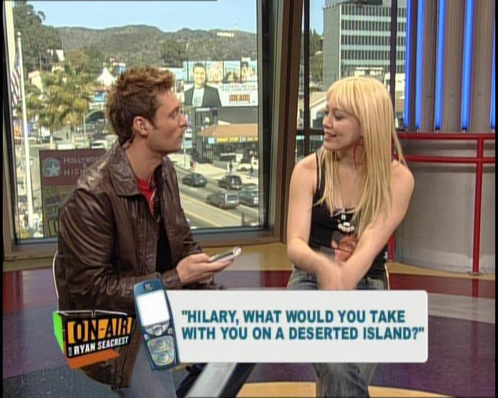 DailyDuff-dot-nl_GirlCanRockDVD-InterviewsAndFeaturettes-HilaryOnAirWithRyanSeacrest0377.jpg