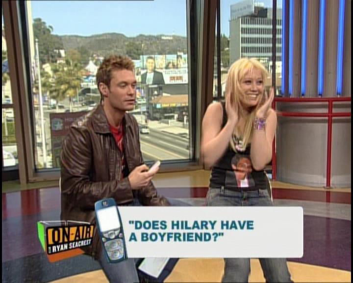 DailyDuff-dot-nl_GirlCanRockDVD-InterviewsAndFeaturettes-HilaryOnAirWithRyanSeacrest0391.jpg