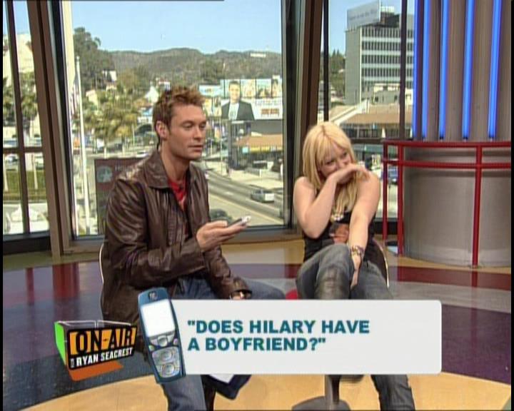 DailyDuff-dot-nl_GirlCanRockDVD-InterviewsAndFeaturettes-HilaryOnAirWithRyanSeacrest0392.jpg