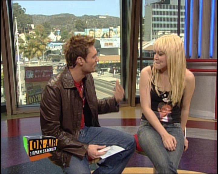 DailyDuff-dot-nl_GirlCanRockDVD-InterviewsAndFeaturettes-HilaryOnAirWithRyanSeacrest0442.jpg