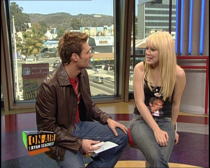 DailyDuff-dot-nl_GirlCanRockDVD-InterviewsAndFeaturettes-HilaryOnAirWithRyanSeacrest0443.jpg