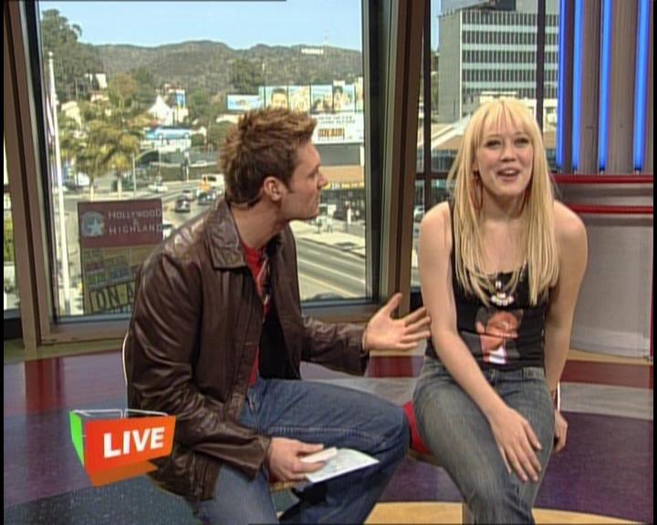 DailyDuff-dot-nl_GirlCanRockDVD-InterviewsAndFeaturettes-HilaryOnAirWithRyanSeacrest0445.jpg
