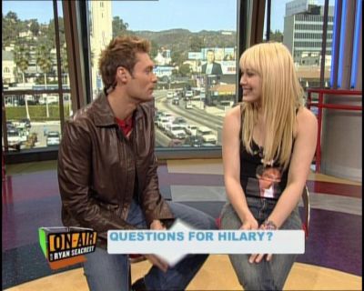 DailyDuff-dot-nl_GirlCanRockDVD-InterviewsAndFeaturettes-HilaryOnAirWithRyanSeacrest0091.jpg