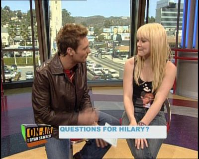 DailyDuff-dot-nl_GirlCanRockDVD-InterviewsAndFeaturettes-HilaryOnAirWithRyanSeacrest0092.jpg