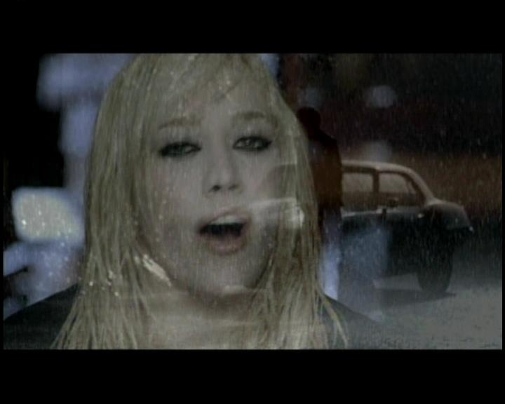 DailyDuff-dot-nl_GirlCanRockDVD-InterviewsAndFeaturettes-Sneakpeak-ACinderellaStorySoundtrack0086.jpg