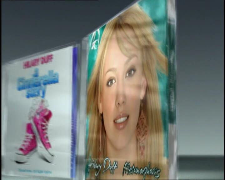 DailyDuff-dot-nl_GirlCanRockDVD-InterviewsAndFeaturettes-Sneakpeak-ACinderellaStorySoundtrack0109.jpg