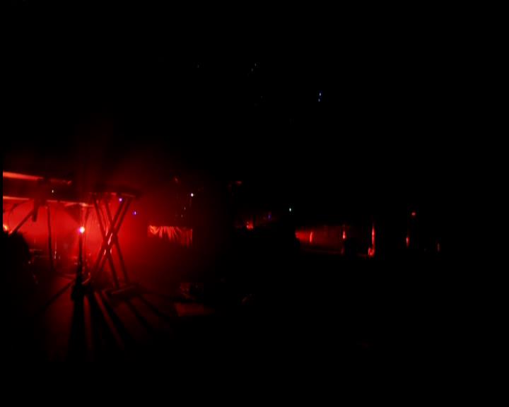 DailyDuff-dot-nl_GirlCanRockDVD-LiveInConcert0001.jpg