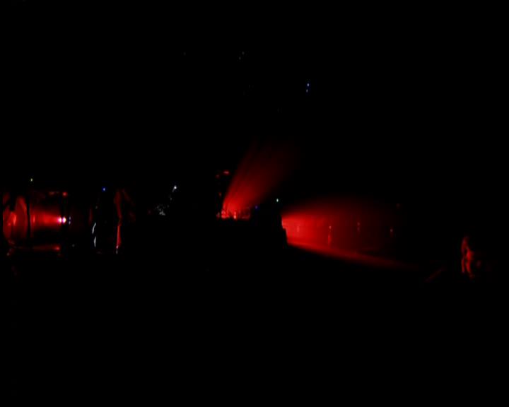 DailyDuff-dot-nl_GirlCanRockDVD-LiveInConcert0002.jpg