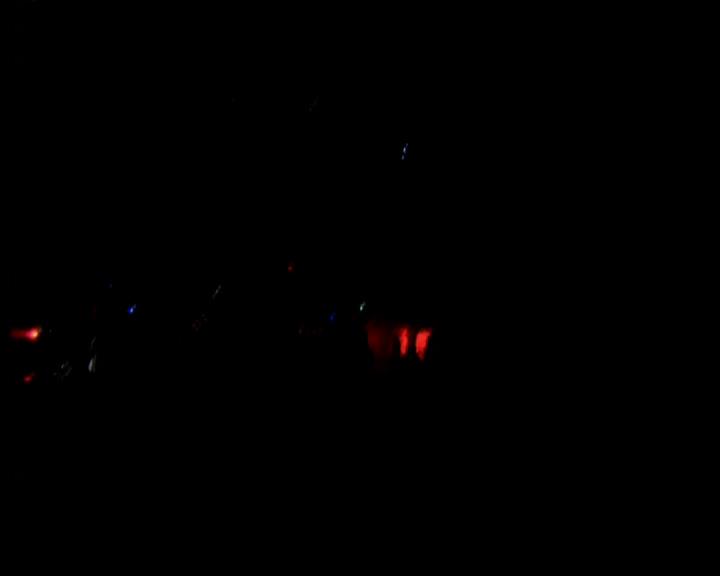 DailyDuff-dot-nl_GirlCanRockDVD-LiveInConcert0003.jpg
