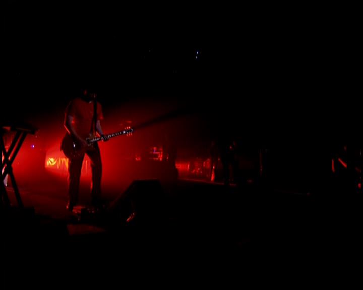 DailyDuff-dot-nl_GirlCanRockDVD-LiveInConcert0017.jpg