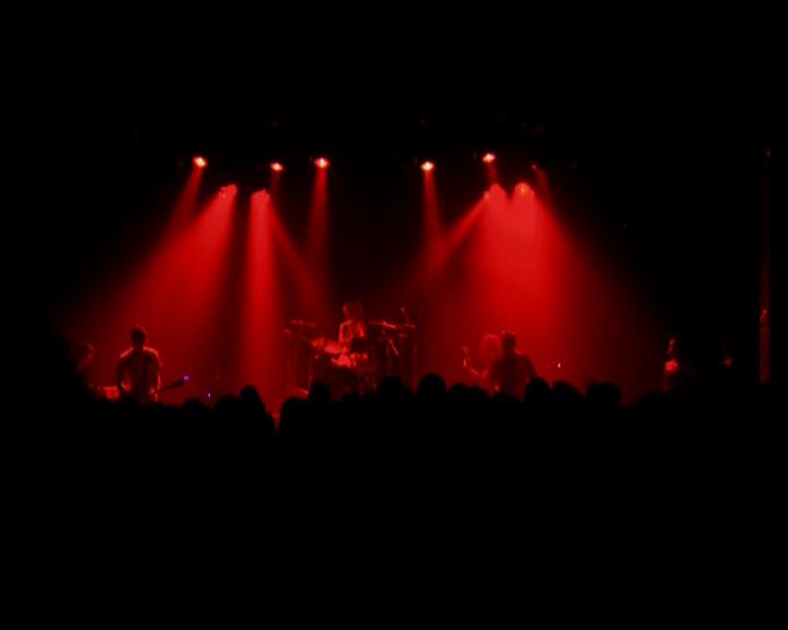 DailyDuff-dot-nl_GirlCanRockDVD-LiveInConcert0019.jpg