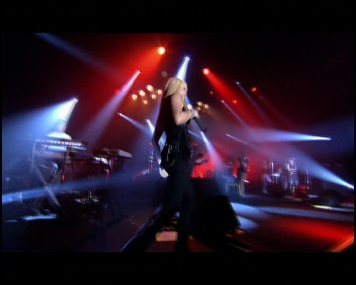 DailyDuff-dot-nl_GirlCanRockDVD-LiveInConcert0132.jpg