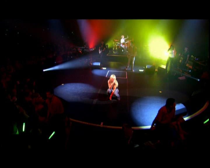 DailyDuff-dot-nl_GirlCanRockDVD-LiveInConcert0185.jpg