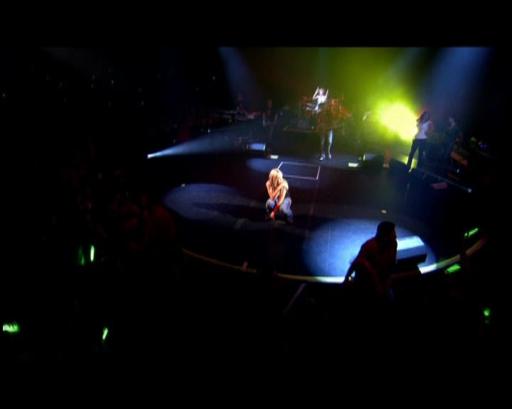 DailyDuff-dot-nl_GirlCanRockDVD-LiveInConcert0186.jpg
