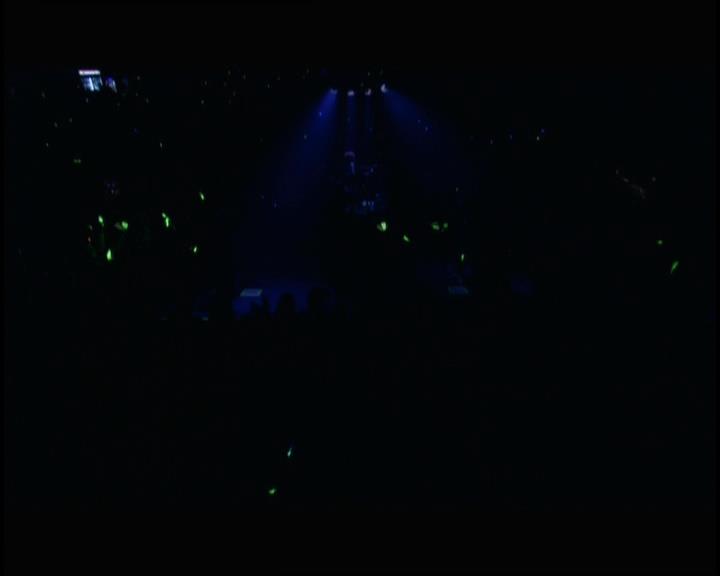 DailyDuff-dot-nl_GirlCanRockDVD-LiveInConcert0198.jpg DailyDuff-dot-nl_GirlCanRockDVD-LiveInConcert0198.jpg