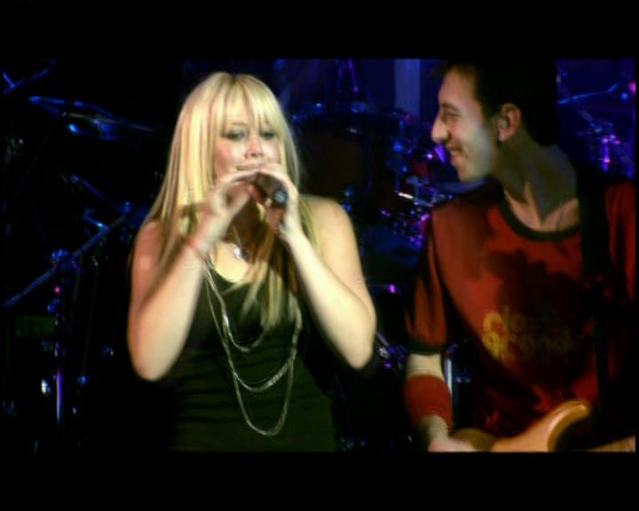 DailyDuff-dot-nl_GirlCanRockDVD-LiveInConcert0256.jpg
