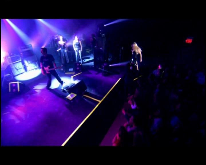 DailyDuff-dot-nl_GirlCanRockDVD-LiveInConcert0285.jpg DailyDuff-dot-nl_GirlCanRockDVD-LiveInConcert0285.jpg