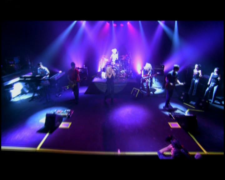 DailyDuff-dot-nl_GirlCanRockDVD-LiveInConcert0342.jpg DailyDuff-dot-nl_GirlCanRockDVD-LiveInConcert0342.jpg