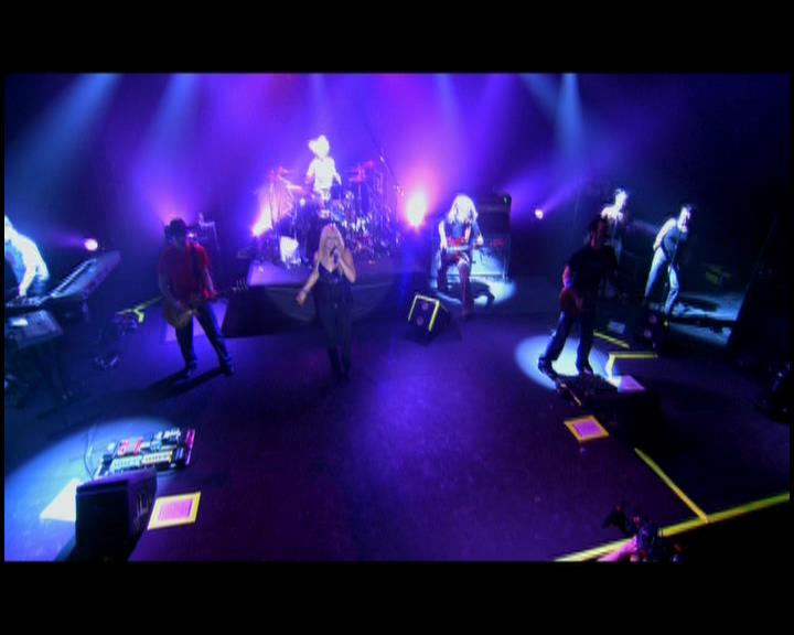 DailyDuff-dot-nl_GirlCanRockDVD-LiveInConcert0343.jpg DailyDuff-dot-nl_GirlCanRockDVD-LiveInConcert0343.jpg