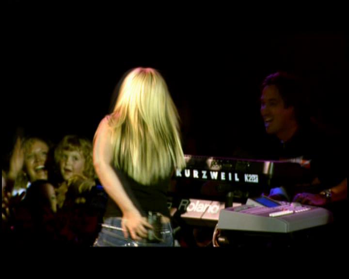 DailyDuff-dot-nl_GirlCanRockDVD-LiveInConcert0353.jpg DailyDuff-dot-nl_GirlCanRockDVD-LiveInConcert0353.jpg