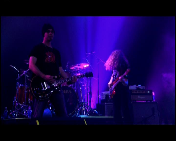 DailyDuff-dot-nl_GirlCanRockDVD-LiveInConcert0358.jpg