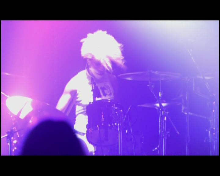 DailyDuff-dot-nl_GirlCanRockDVD-LiveInConcert0359.jpg DailyDuff-dot-nl_GirlCanRockDVD-LiveInConcert0359.jpg