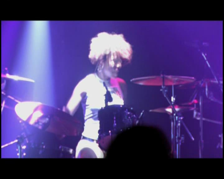 DailyDuff-dot-nl_GirlCanRockDVD-LiveInConcert0360.jpg DailyDuff-dot-nl_GirlCanRockDVD-LiveInConcert0360.jpg