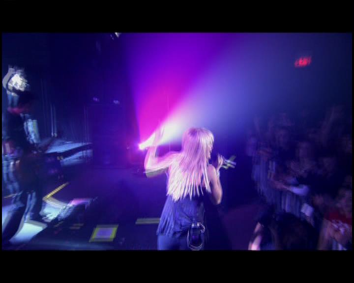 DailyDuff-dot-nl_GirlCanRockDVD-LiveInConcert0364.jpg DailyDuff-dot-nl_GirlCanRockDVD-LiveInConcert0364.jpg