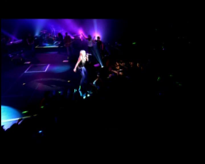DailyDuff-dot-nl_GirlCanRockDVD-LiveInConcert0372.jpg