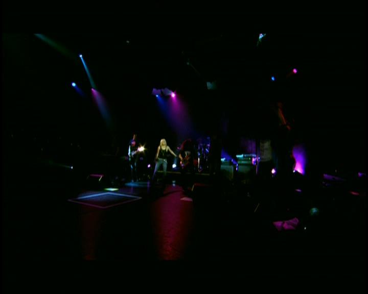 DailyDuff-dot-nl_GirlCanRockDVD-LiveInConcert0383.jpg