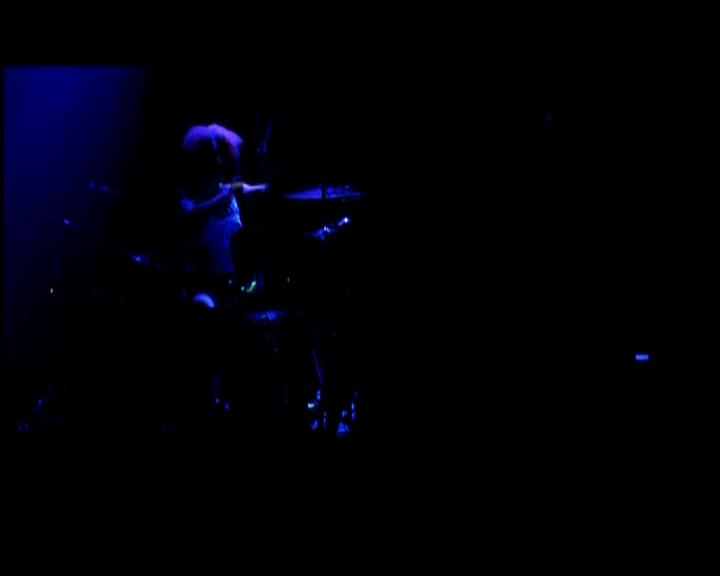 DailyDuff-dot-nl_GirlCanRockDVD-LiveInConcert0433.jpg DailyDuff-dot-nl_GirlCanRockDVD-LiveInConcert0433.jpg