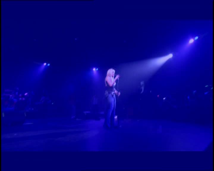 DailyDuff-dot-nl_GirlCanRockDVD-LiveInConcert0458.jpg DailyDuff-dot-nl_GirlCanRockDVD-LiveInConcert0458.jpg