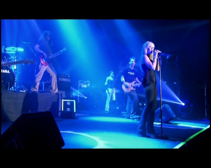 DailyDuff-dot-nl_GirlCanRockDVD-LiveInConcert0468.jpg DailyDuff-dot-nl_GirlCanRockDVD-LiveInConcert0468.jpg