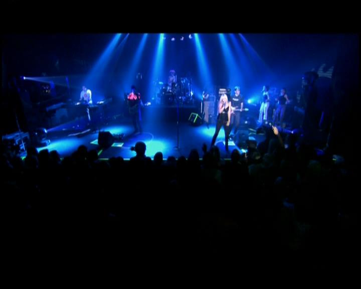 DailyDuff-dot-nl_GirlCanRockDVD-LiveInConcert0512.jpg DailyDuff-dot-nl_GirlCanRockDVD-LiveInConcert0512.jpg