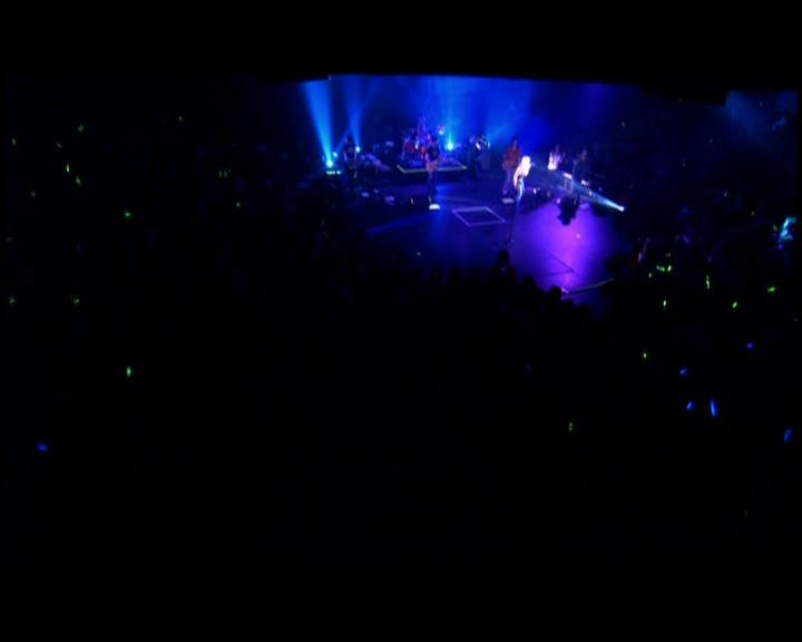 DailyDuff-dot-nl_GirlCanRockDVD-LiveInConcert0532.jpg DailyDuff-dot-nl_GirlCanRockDVD-LiveInConcert0532.jpg