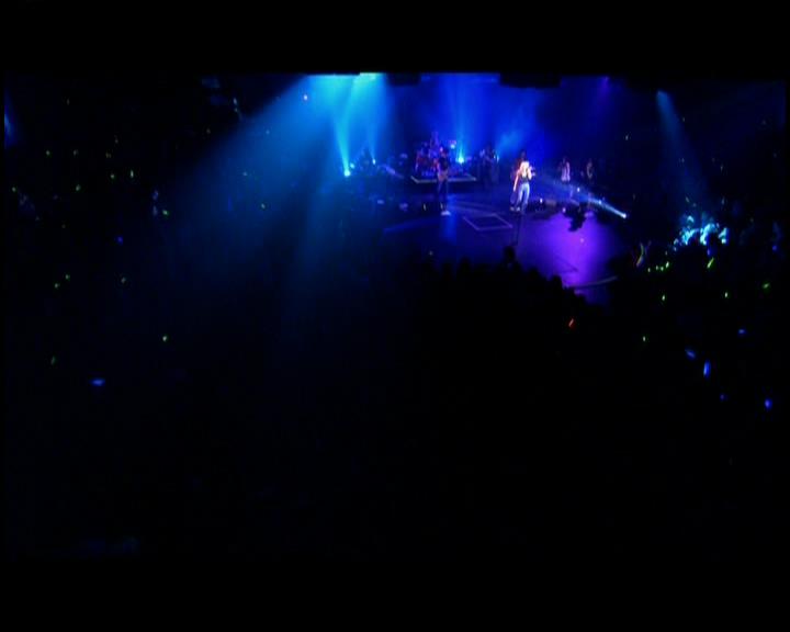 DailyDuff-dot-nl_GirlCanRockDVD-LiveInConcert0533.jpg DailyDuff-dot-nl_GirlCanRockDVD-LiveInConcert0533.jpg