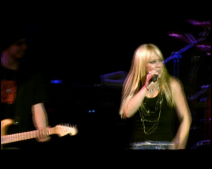 DailyDuff-dot-nl_GirlCanRockDVD-LiveInConcert0550.jpg DailyDuff-dot-nl_GirlCanRockDVD-LiveInConcert0550.jpg