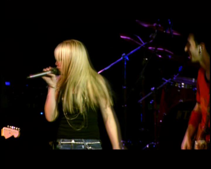 DailyDuff-dot-nl_GirlCanRockDVD-LiveInConcert0551.jpg DailyDuff-dot-nl_GirlCanRockDVD-LiveInConcert0551.jpg