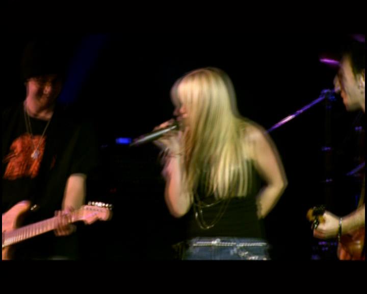 DailyDuff-dot-nl_GirlCanRockDVD-LiveInConcert0552.jpg DailyDuff-dot-nl_GirlCanRockDVD-LiveInConcert0552.jpg