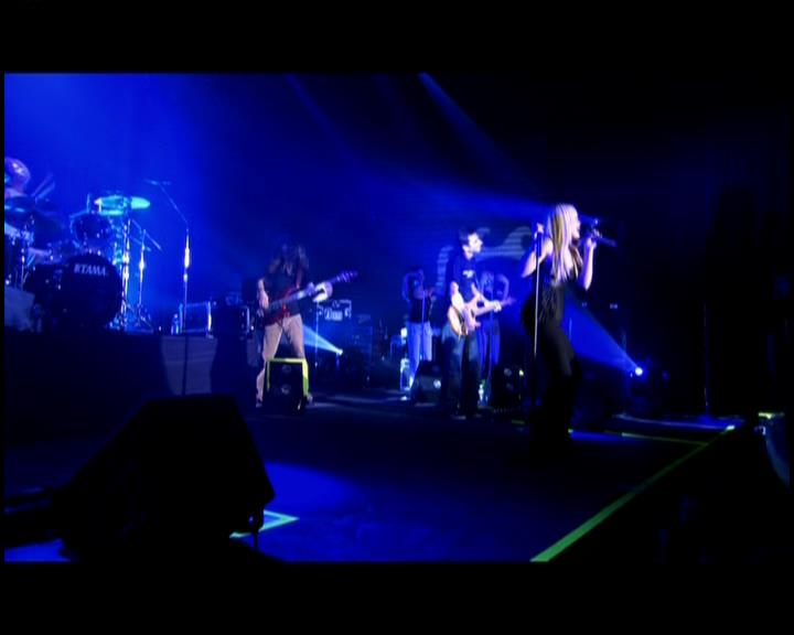 DailyDuff-dot-nl_GirlCanRockDVD-LiveInConcert0563.jpg DailyDuff-dot-nl_GirlCanRockDVD-LiveInConcert0563.jpg