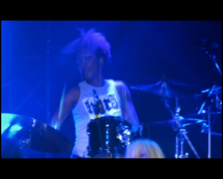 DailyDuff-dot-nl_GirlCanRockDVD-LiveInConcert0593.jpg DailyDuff-dot-nl_GirlCanRockDVD-LiveInConcert0593.jpg