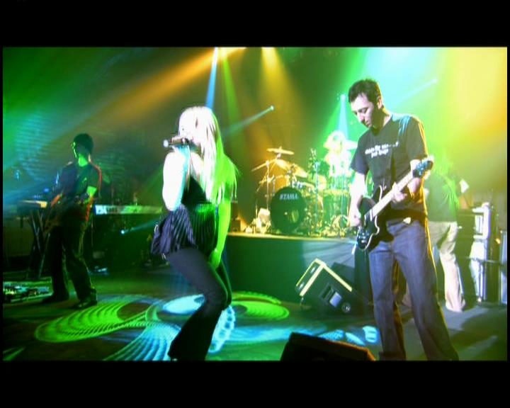 DailyDuff-dot-nl_GirlCanRockDVD-LiveInConcert0714.jpg DailyDuff-dot-nl_GirlCanRockDVD-LiveInConcert0714.jpg