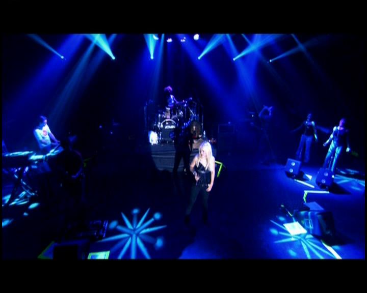 DailyDuff-dot-nl_GirlCanRockDVD-LiveInConcert0863.jpg