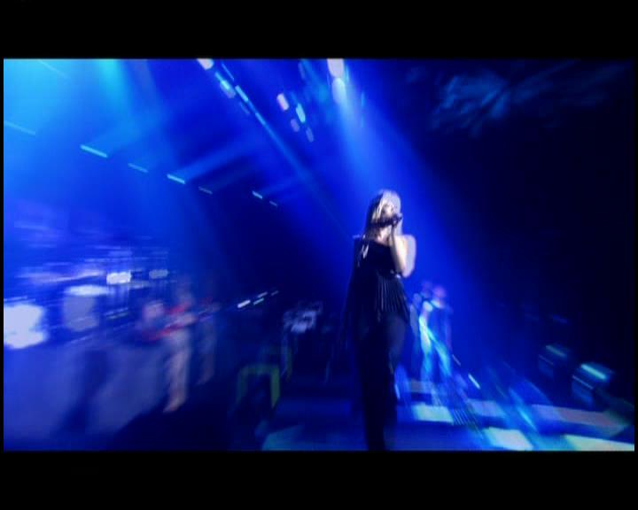 DailyDuff-dot-nl_GirlCanRockDVD-LiveInConcert0876.jpg