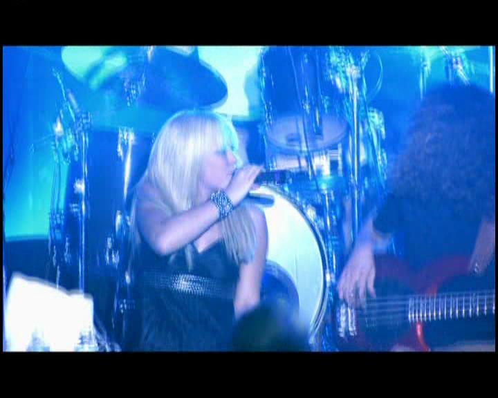 DailyDuff-dot-nl_GirlCanRockDVD-LiveInConcert0901.jpg DailyDuff-dot-nl_GirlCanRockDVD-LiveInConcert0901.jpg