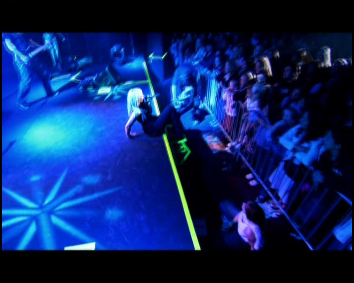 DailyDuff-dot-nl_GirlCanRockDVD-LiveInConcert0991.jpg DailyDuff-dot-nl_GirlCanRockDVD-LiveInConcert0991.jpg