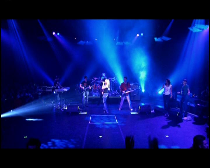 DailyDuff-dot-nl_GirlCanRockDVD-LiveInConcert1023.jpg DailyDuff-dot-nl_GirlCanRockDVD-LiveInConcert1023.jpg